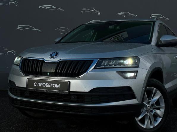 Skoda Karoq I с пробегом 2020 года, цена 2 326 700 рублей, 104912 км, внедорожник, Автокод Объявления