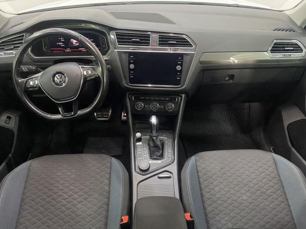 Volkswagen Tiguan II с пробегом 2019 года, цена 2 399 000 рублей, 173121 км, внедорожник, Автокод Объявления