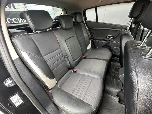 Renault Megane III Рестайлинг с пробегом 2013 года, цена 569 000 рублей, 293799 км, хэтчбек, Автокод Объявления