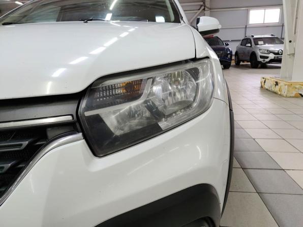 Renault Logan II Рестайлинг с пробегом 2018 года, цена 915 000 рублей, 144130 км, седан, Автокод Объявления