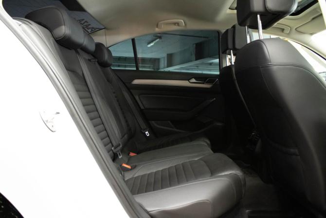 Volkswagen Passat B8 с пробегом 2017 года, цена 1 859 000 рублей, 186067 км, седан, Автокод Объявления