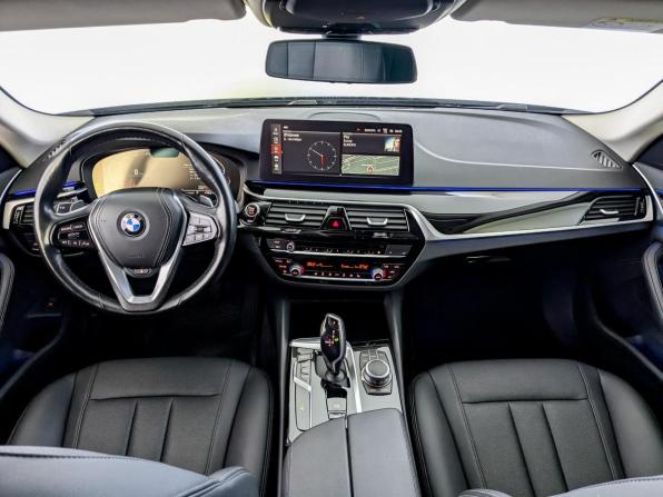 BMW 5 серии VII (G30/G31/G38) Рестайлинг с пробегом 2022 года, цена 5 000 000 рублей, 61008 км, седан, Автокод Объявления