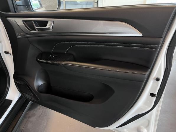 Haval M6 II с пробегом 2023 года, цена 1 900 000 рублей, 84921 км, внедорожник, Автокод Объявления