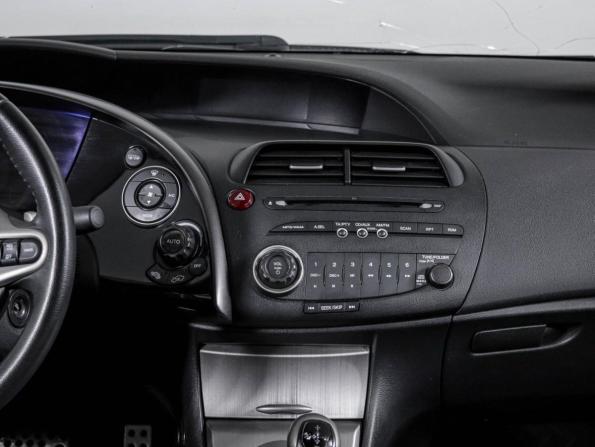 Honda Civic VIII с пробегом 2007 года, цена 990 000 рублей, 63580 км, хэтчбек, Автокод Объявления