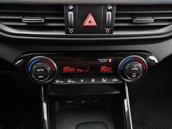 Kia Cerato IV Рестайлинг с пробегом 2021 года, цена 2 148 200 рублей, 75757 км, седан, Автокод Объявления