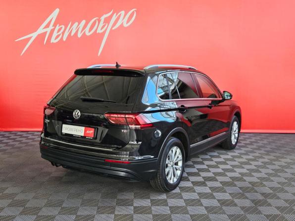 Volkswagen Tiguan II с пробегом 2017 года, цена 2 049 000 рублей, 160566 км, внедорожник, Автокод Объявления