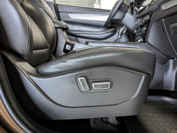 Geely Emgrand X7 I Рестайлинг 2 с пробегом 2021 года, цена 1 449 500 рублей, 55000 км, внедорожник, Автокод Объявления