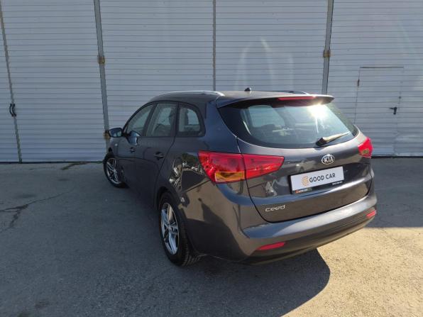 Kia Ceed II с пробегом 2013 года, цена 982 000 рублей, 196821 км, универсал, Автокод Объявления