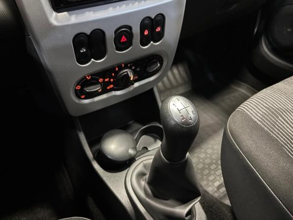 Renault Sandero I с пробегом 2013 года, цена 499 000 рублей, 167273 км, хэтчбек, Автокод Объявления