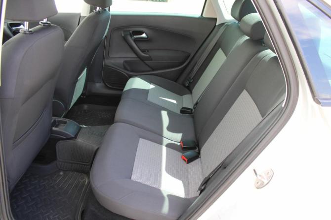 Volkswagen Polo V с пробегом 2014 года, цена 890 000 рублей, 92000 км, седан, Автокод Объявления