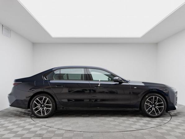 BMW 7 серии VII (G70) с пробегом 2023 года, цена 12 990 000 рублей, 21085 км, седан, Автокод Объявления