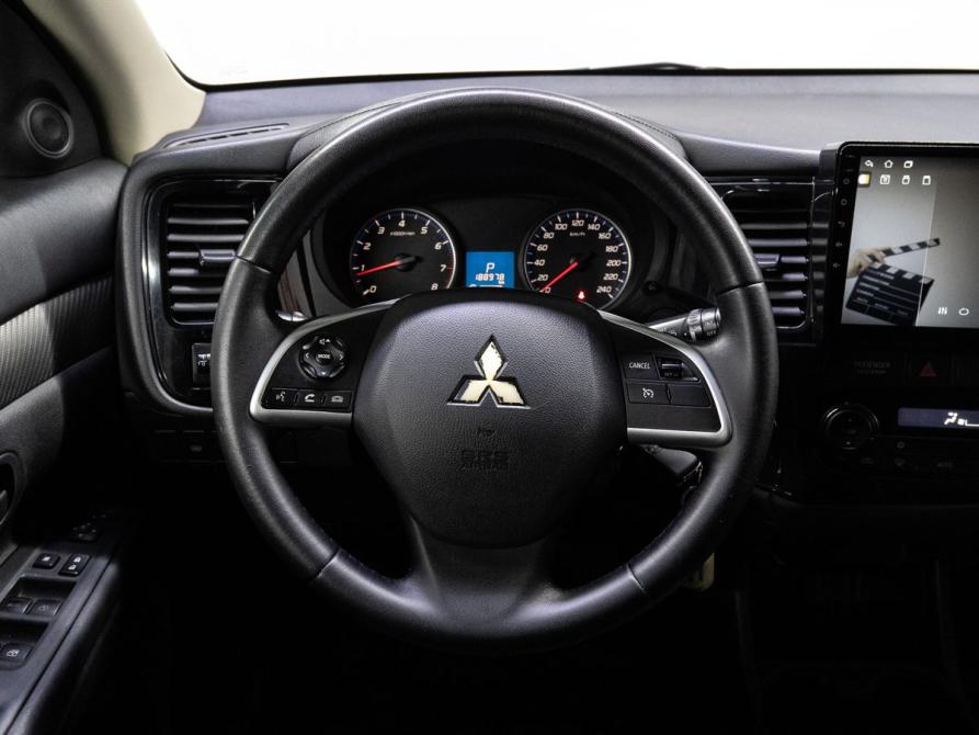 Mitsubishi Outlander III Рестайлинг 2 Тюмень  - изображение 18