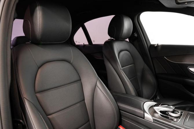 Mercedes-Benz C-Класс IV (W205) Рестайлинг с пробегом 2019 года, цена 3 200 000 рублей, 82900 км, седан, Автокод Объявления
