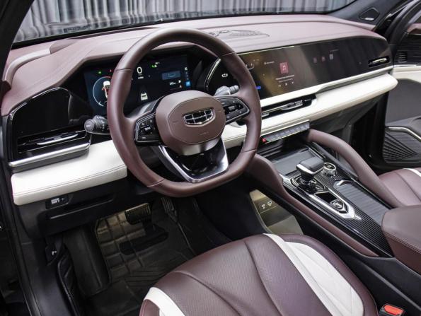 Geely Monjaro I с пробегом 2023 года, цена 3 098 000 рублей, 47074 км, внедорожник, Автокод Объявления