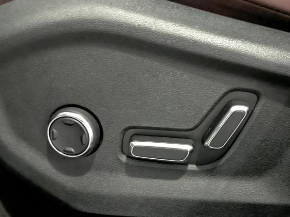 Geely Monjaro I с пробегом 2023 года, цена 2 865 000 рублей, 97147 км, внедорожник, Автокод Объявления