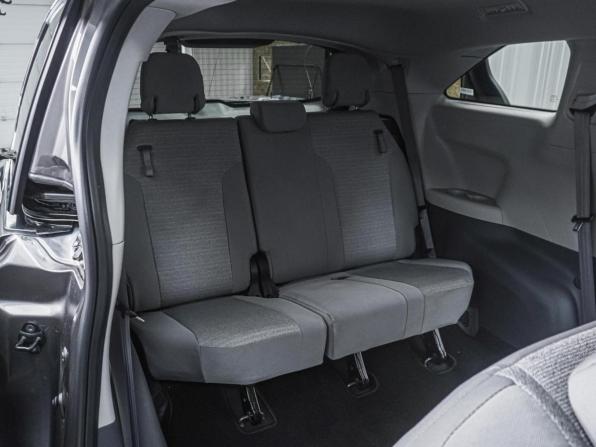 Toyota Sienna IV с пробегом 2021 года, цена 4 187 000 рублей, 81323 км, минивэн, Автокод Объявления