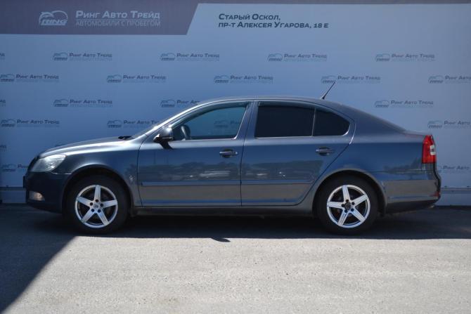 Skoda Octavia II (A5) Рестайлинг с пробегом 2011 года, цена 800 000 рублей, 240833 км, лифтбек, Автокод Объявления