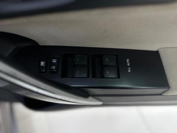 Toyota Auris II с пробегом 2013 года, цена 890 000 рублей, 223332 км, хэтчбек, Автокод Объявления
