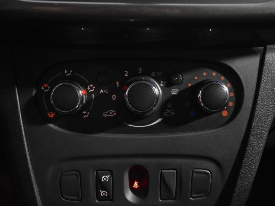 Renault Logan II Санкт-Петербург  - изображение 15