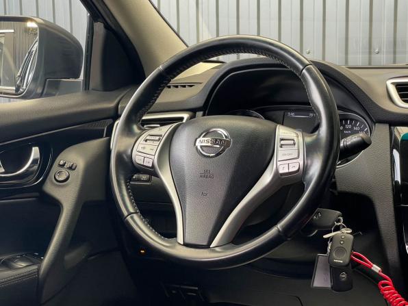 Nissan Qashqai II с пробегом 2017 года, цена 1 600 000 рублей, 165511 км, внедорожник, Автокод Объявления