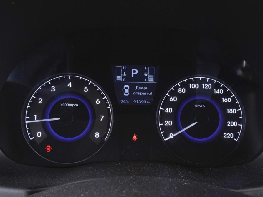 Hyundai Solaris I Рестайлинг Ростов-на-Дону  - изображение 17