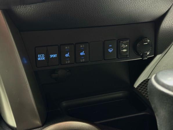 Toyota RAV4 IV (XA40) с пробегом 2015 года, цена 1 749 000 рублей, 192401 км, внедорожник, Автокод Объявления