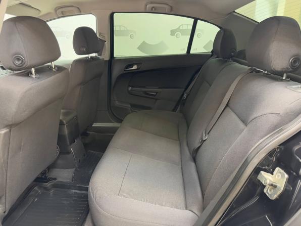 Opel Astra H Рестайлинг с пробегом 2011 года, цена 599 000 рублей, 270000 км, седан, Автокод Объявления