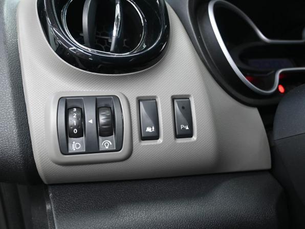 Renault Trafic III с пробегом 2015 года, цена 2 199 900 рублей, 216000 км, минивэн, Автокод Объявления