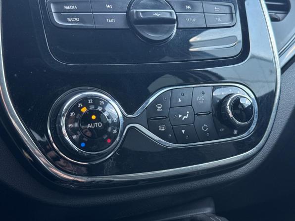 Renault Kaptur I Рестайлинг с пробегом 2020 года, цена 1 595 000 рублей, 75135 км, внедорожник, Автокод Объявления