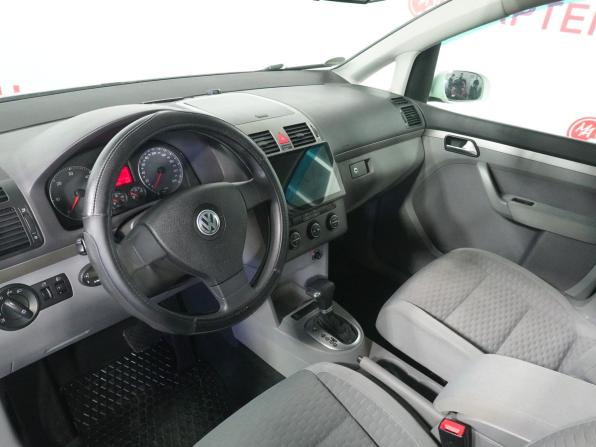 Volkswagen Touran I Рестайлинг с пробегом 2007 года, цена 599 000 рублей, 197217 км, компактвэн, Автокод Объявления