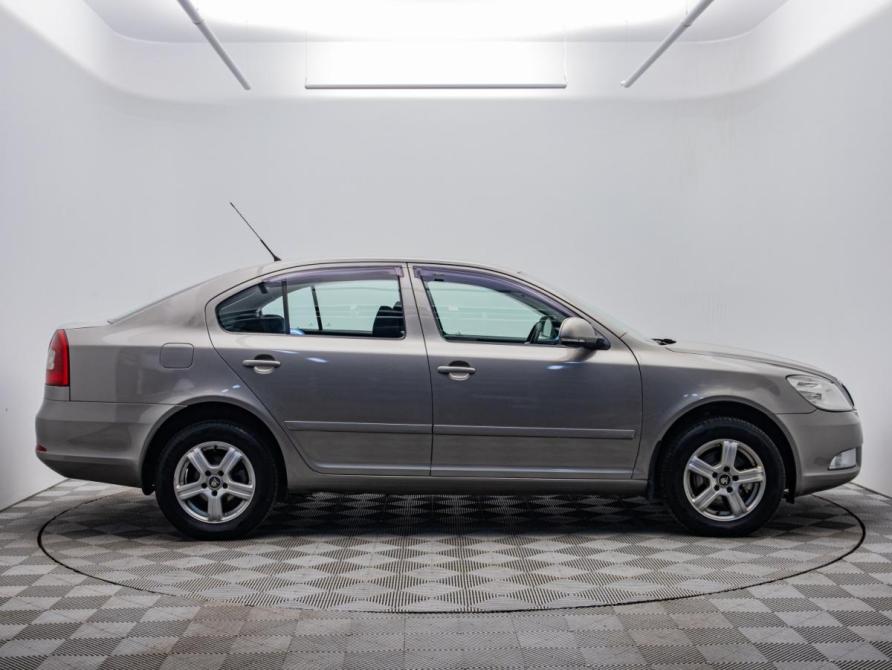 Skoda Octavia II (A5) Рестайлинг Москва  - изображение 6