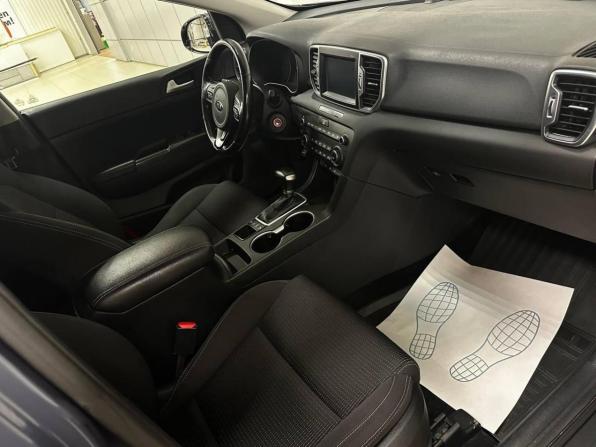 Kia Sportage IV Рестайлинг с пробегом 2019 года, цена 1 579 000 рублей, 75012 км, внедорожник, Автокод Объявления