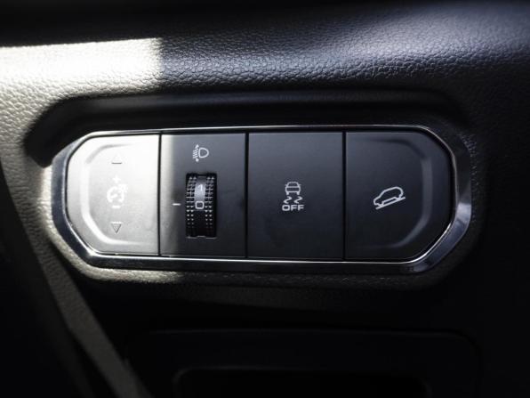 Haval Jolion I Рестайлинг с пробегом 2024 года, цена 1 949 000 рублей, 55944 км, внедорожник, Автокод Объявления