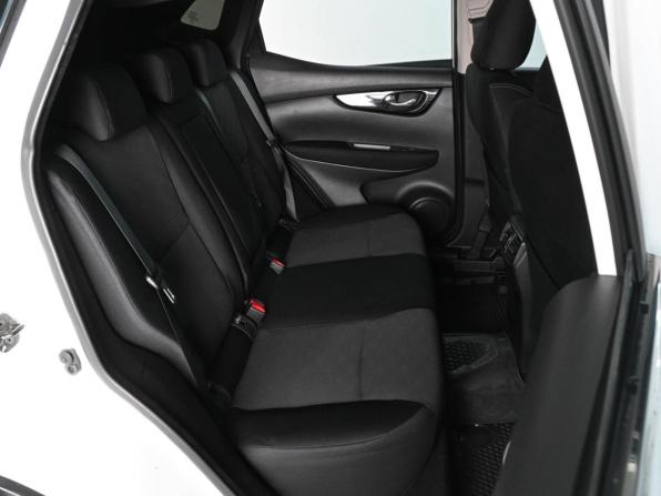 Nissan Qashqai II с пробегом 2016 года, цена 1 789 000 рублей, 100727 км, внедорожник, Автокод Объявления