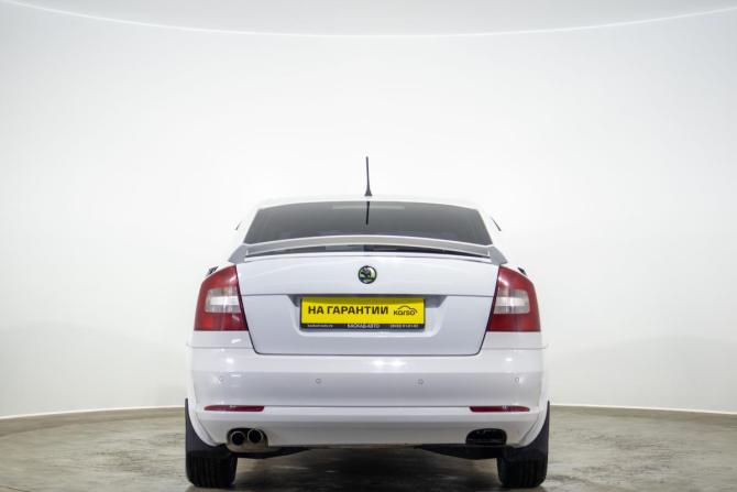 Skoda Octavia II (A5) Рестайлинг с пробегом 2011 года, цена 879 000 рублей, 283000 км, лифтбек, Автокод Объявления