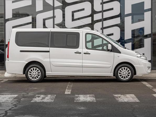Peugeot Expert II Рестайлинг с пробегом 2014 года, цена 2 319 000 рублей, 16129 км, минивэн, Автокод Объявления