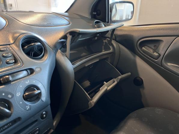 Toyota Yaris I с пробегом 2002 года, цена 181 000 рублей, 500513 км, хэтчбек, Автокод Объявления