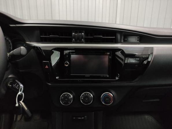 Toyota Corolla XI (E160 E170 E180) с пробегом 2014 года, цена 1 247 000 рублей, 113658 км, седан, Автокод Объявления