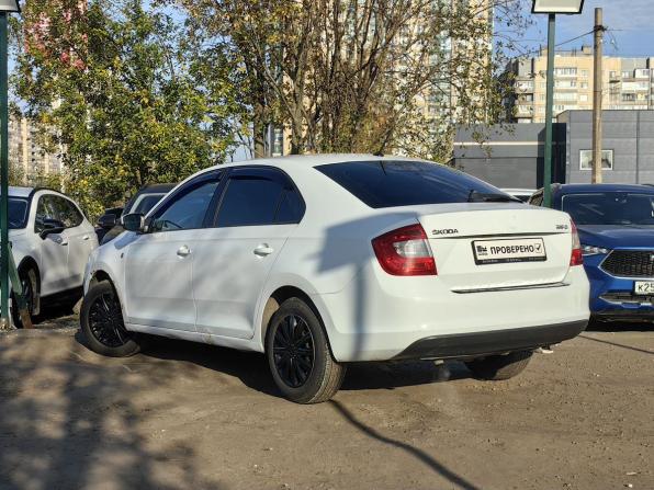 Skoda Rapid I с пробегом 2016 года, цена 679 000 рублей, 202000 км, лифтбек, Автокод Объявления