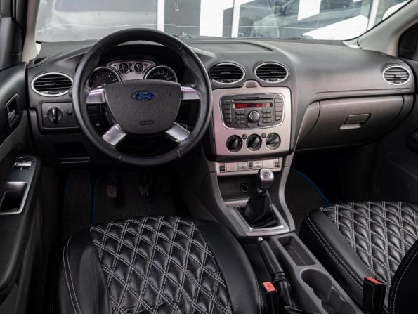 Ford Focus II Рестайлинг с пробегом 2010 года, цена 550 000 рублей, 250916 км, седан, Автокод Объявления
