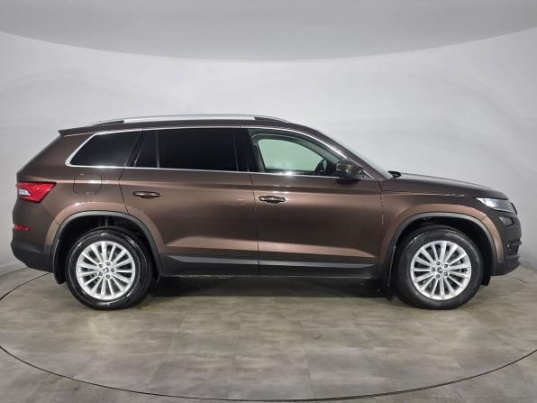 Skoda Kodiaq I с пробегом 2019 года, цена 1 990 000 рублей, 225528 км, внедорожник, Автокод Объявления