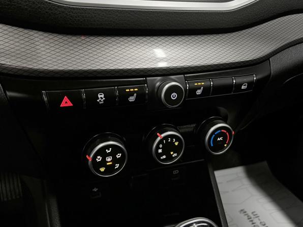 Lada (ВАЗ) Vesta I Рестайлинг (NG) с пробегом 2025 года, цена 1 390 000 рублей, 42776 км, универсал, Автокод Объявления