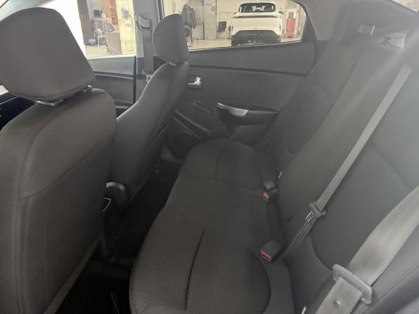 Kia Rio III Рестайлинг с пробегом 2017 года, цена 1 080 000 рублей, 137309 км, седан, Автокод Объявления