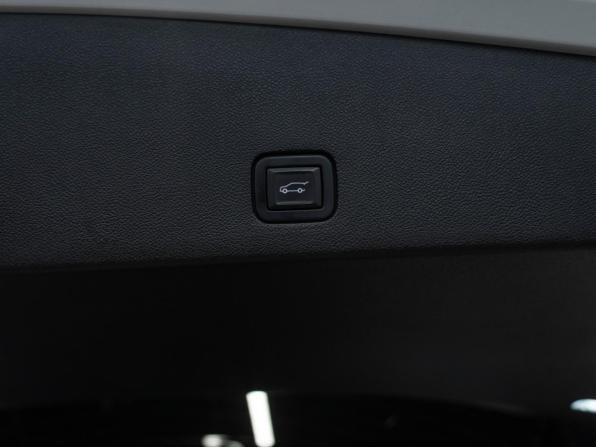 Cadillac XT6 I с пробегом 2022 года, цена 4 140 000 рублей, 60681 км, внедорожник, Автокод Объявления