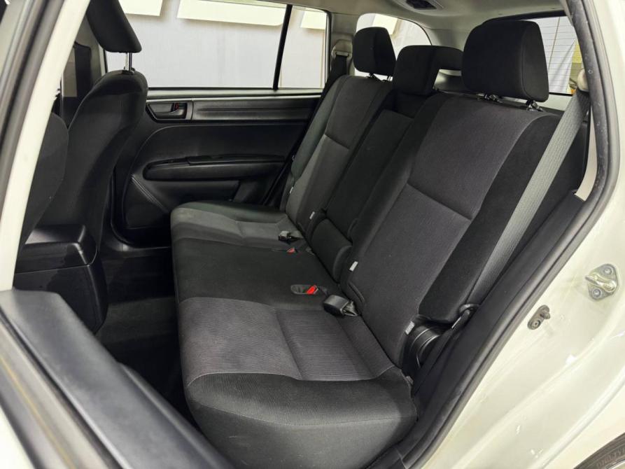 Toyota Corolla XI (E160 E170) Рестайлинг 2 Благовещенск  - изображение 17