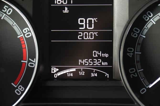 Skoda Rapid I с пробегом 2017 года, цена 965 650 рублей, 145532 км, лифтбек, Автокод Объявления