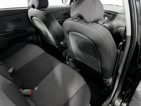 Kia Rio II Рестайлинг с пробегом 2011 года, цена 650 000 рублей, 211866 км, хэтчбек, Автокод Объявления