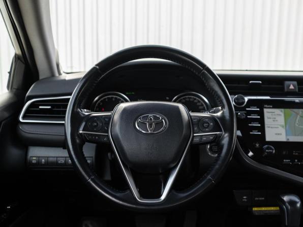 Toyota Camry VIII (XV70) с пробегом 2018 года, цена 2 530 000 рублей, 119694 км, седан, Автокод Объявления