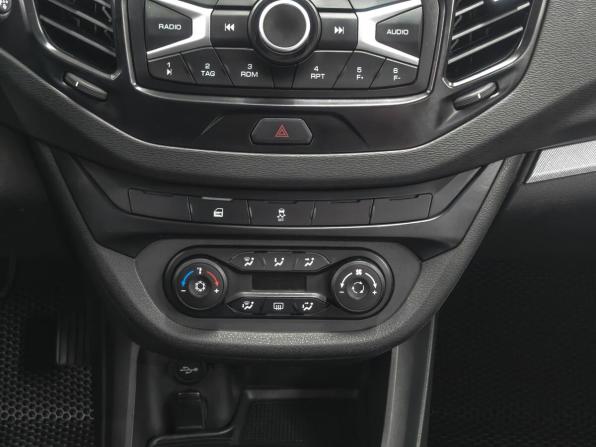 Lada (ВАЗ) Vesta I с пробегом 2019 года, цена 1 109 900 рублей, 49840 км, седан, Автокод Объявления