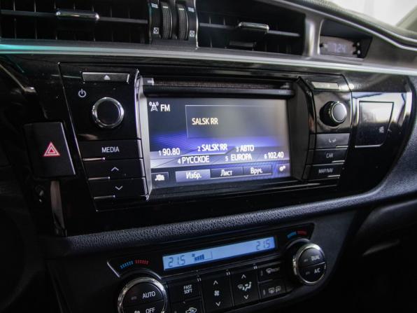 Toyota Corolla XI (E160 E170 E180) с пробегом 2013 года, цена 1 079 000 рублей, 178000 км, седан, Автокод Объявления